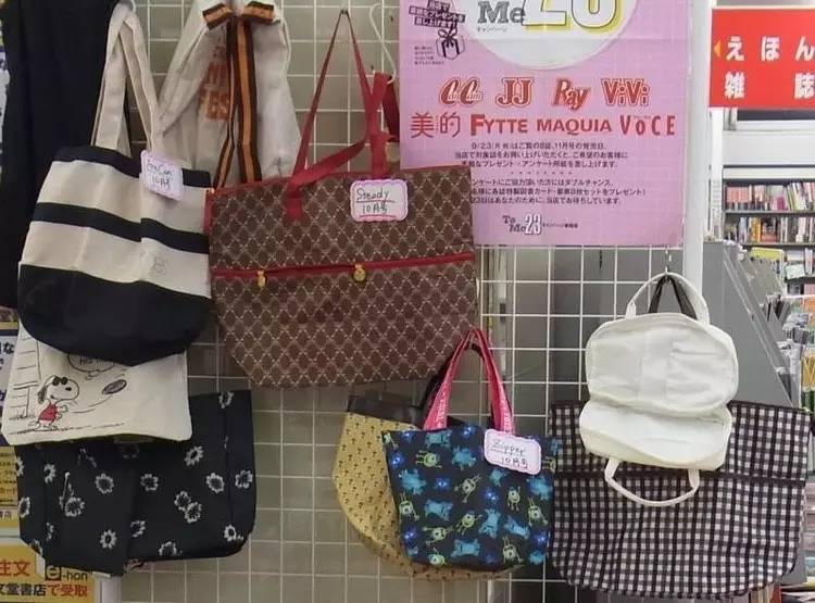 大牌单品免费奉送，为什么纸媒低靡日本杂志还这么阔气？