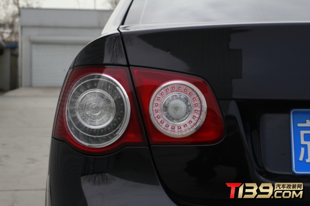 速腾冠军音响改装,大众速腾黑武士改装