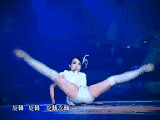 旋转跳跃我做蛋糕，英国拿金奖我做蛋糕！厉害了Word蔡依林！