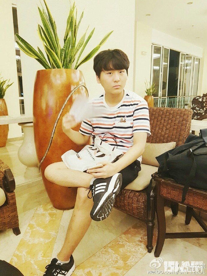 skt出征照视频,skt回归