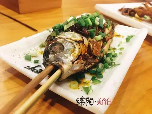 绵阳正宗炭火烧烤,烧烤界的扛把子好吃到嗷嗷叫