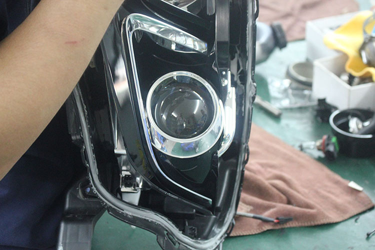 本田xrv卤素灯,本田xrv卤素灯有必要换吗