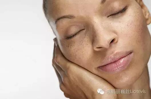 花长斑怎么办最有效的方法,花出现花斑怎么去除