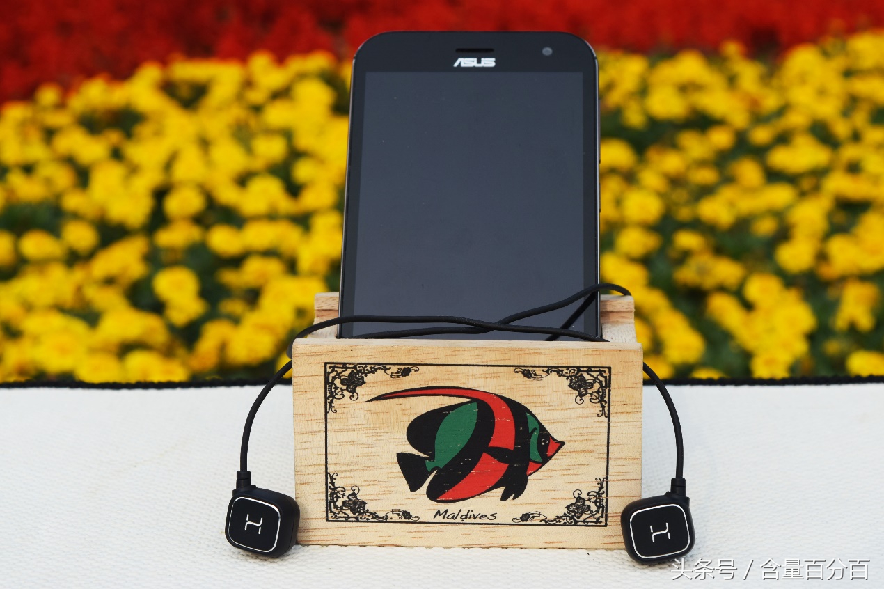 创意磁吸式开关-不易掉落的HaylouH1运动音乐耳机