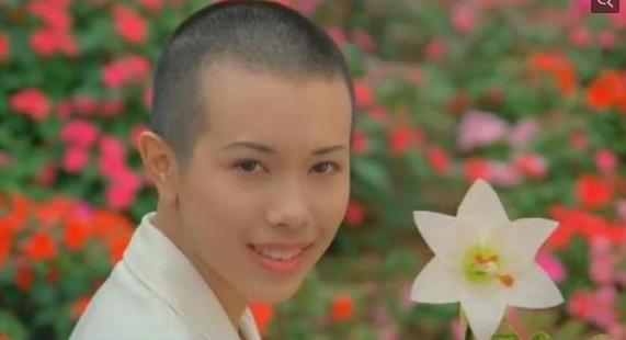 杨幂佟丽娅身高体重全曝光,杨幂佟丽娅素颜曝光