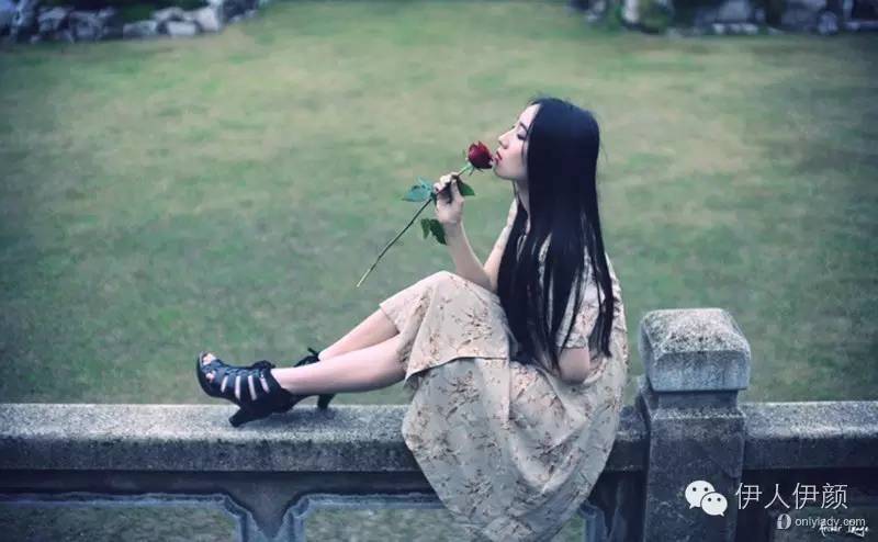 对女生表白被拒绝她说做朋友,表白被拒当朋友该怎么回复