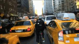 一字马看着都疼,女生一字马最疼时刻