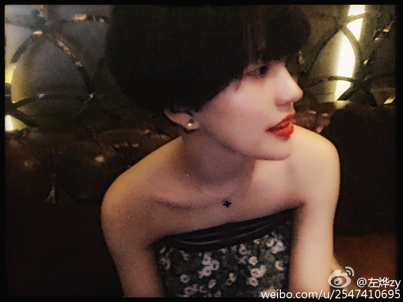 这款项链因为王全安新晋女友又火遍朋友圈，但姑娘们忍住别剁手