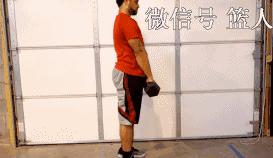 弓步蹲哑铃弹跳训练,体育生弹跳训练方法哑铃