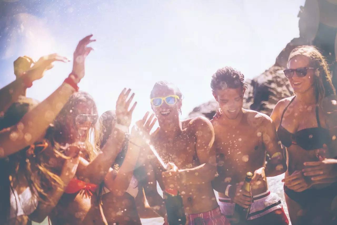 你敢不敢赴一场高颜值的视觉盛宴,你敢不敢去一场说走就走的旅行