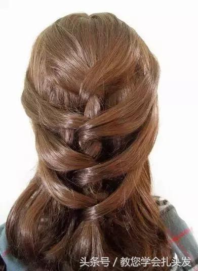 大蝴蝶结头饰发型小清新,蝴蝶结头饰搭配什么发型好看短发