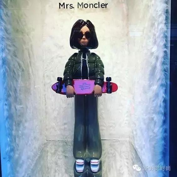 高级感户外橱窗,户外品牌橱窗