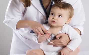 两个月宝宝拉肚子怎么快速解决,两个月的宝宝拉肚子小妙招