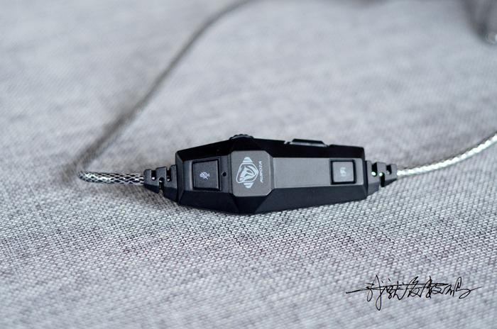 宜博钢铁侠耳机限量版,宜博h950耳机