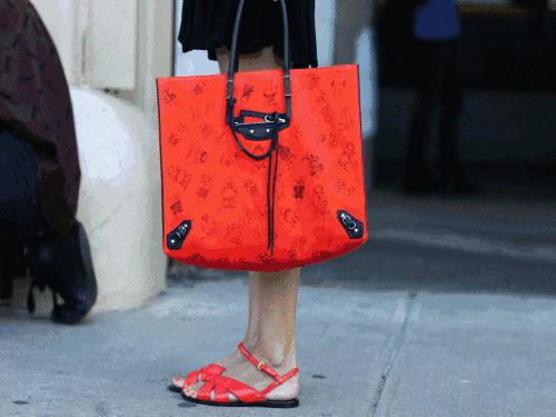 女士包怎么选款式,2016流行的女包款式有哪些呢