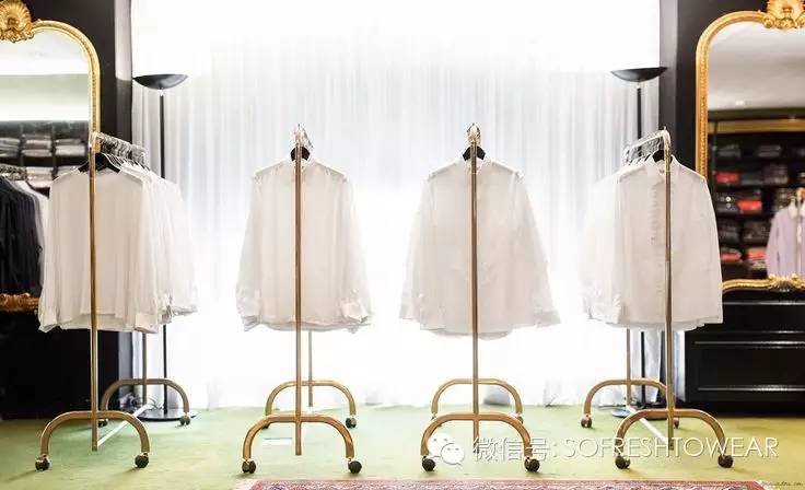 真正有品味的人不买lv,真正有档次的男人不炫耀开什么车