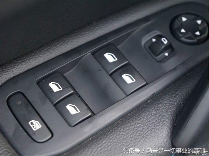 东风标致3081.6自动豪华版,标致3082018款自豪版生产过程