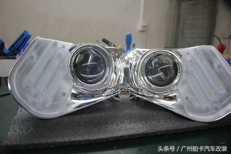 新飞度改黑色,新飞度改白色灯泡