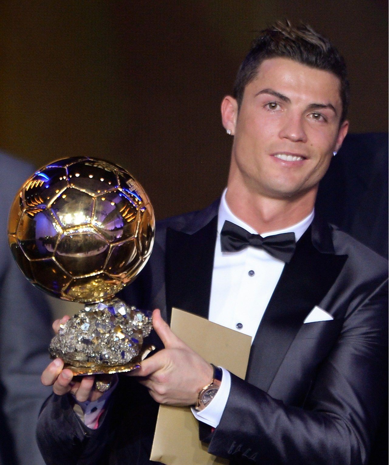 细数足坛十大美男子,2010足坛十大帅哥