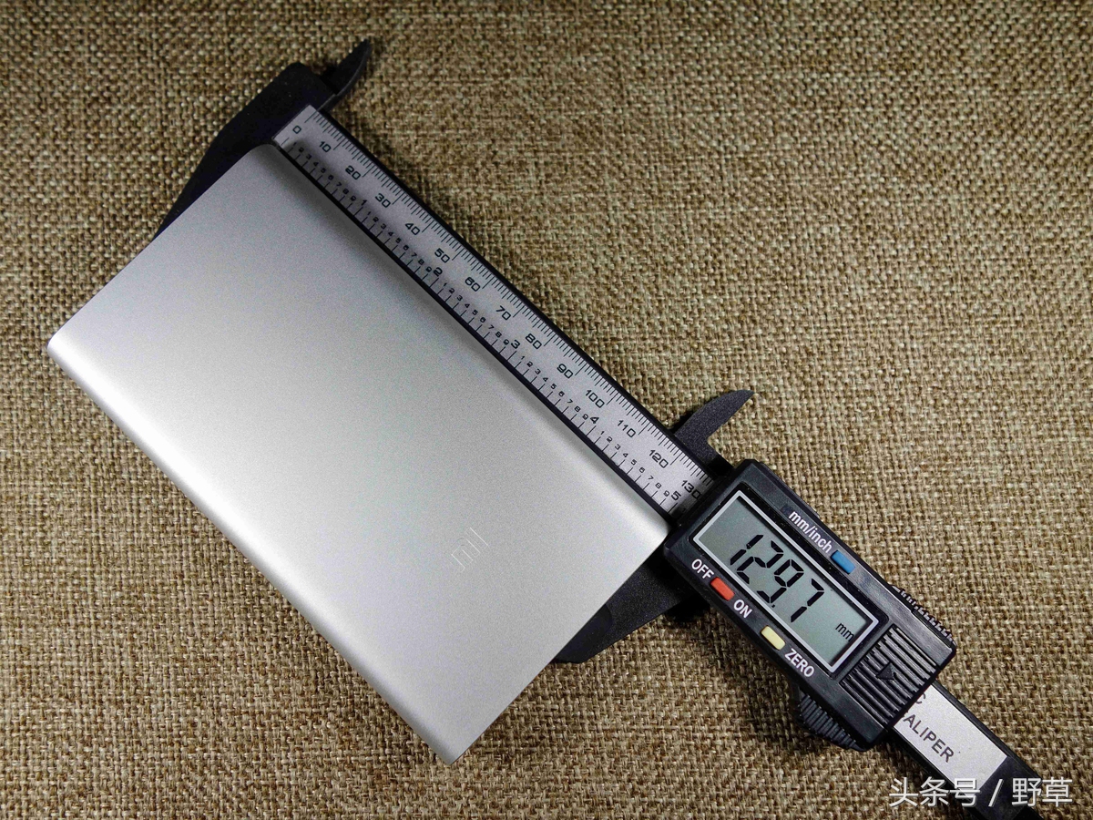 小米移动电源2充电快,小米移动电源2评测