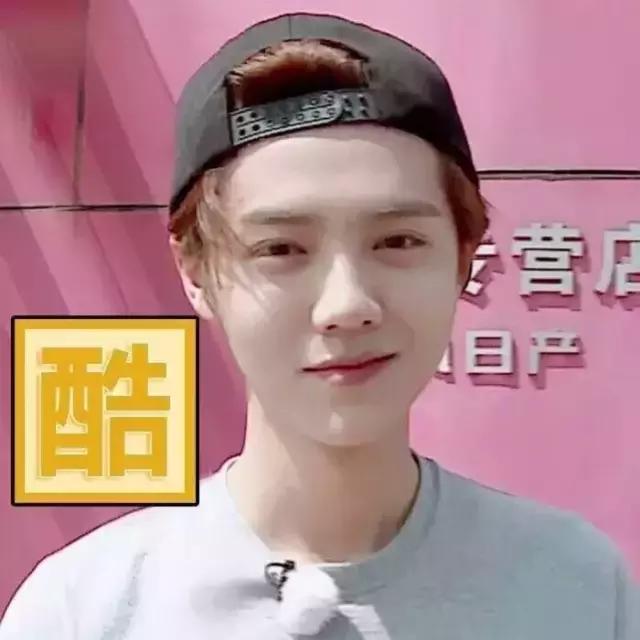 化妆眼线笔好用吗,化妆不能缺少的是什么