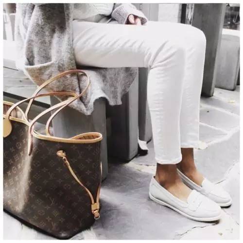 你一定想知道的真实故事,可以看看你每天背的包里有啥吗