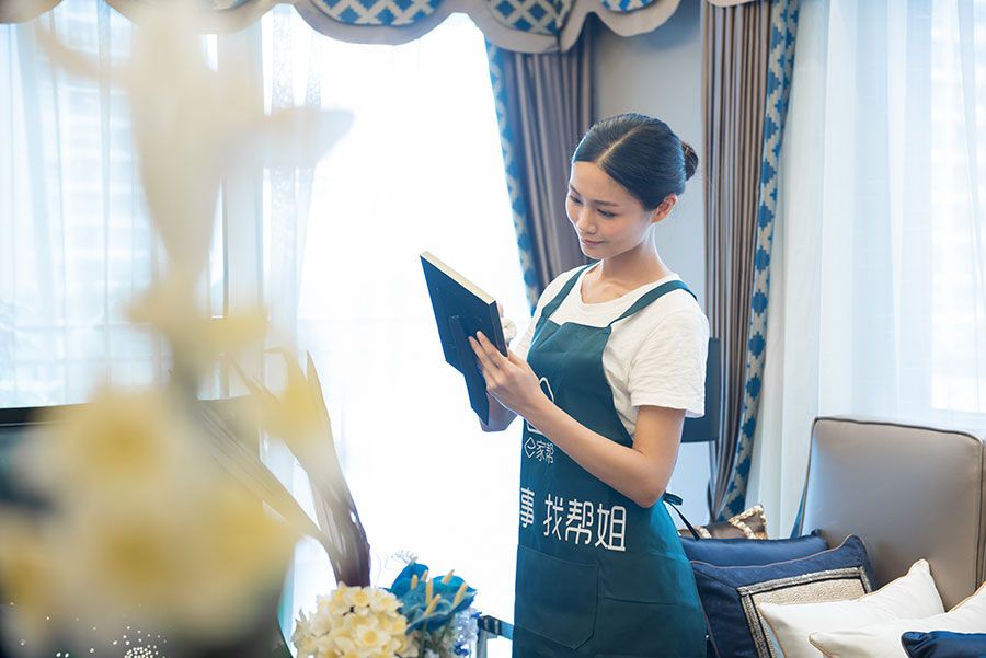 家用台式饮水机清洗步骤,饮水机吸水管有绿色东西清洗妙招