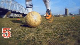 在家怎么练球感足球,在家里也能练的球感训练