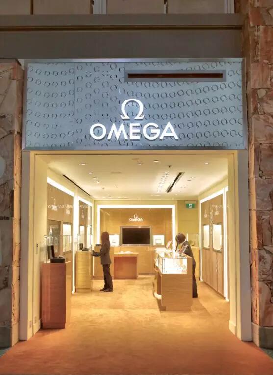 剁手一级预警！BV携神级小伙伴入驻温哥华机场免税店