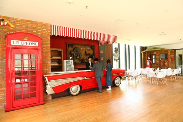 “苹添秋色”—租个房车去旅行