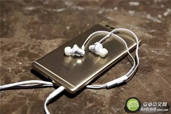 周杰伦耳机音质测评,周杰伦调音耳机哪个系列好