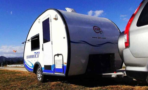 “苹添秋色”—租个房车去旅行