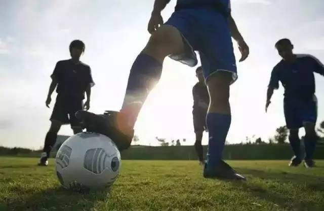 学了足球传球的感受,学了足球传球的感受简单