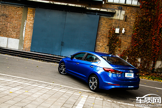 2016年现代领动1.6自动豪华版试驾,2016款现代领动1.6自动精英试驾
