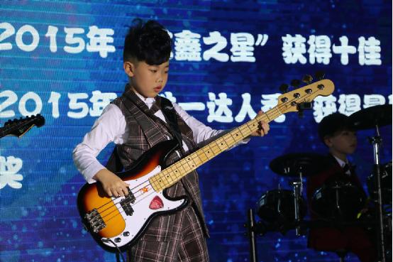 艺鑫XIN·乐团首秀舞台