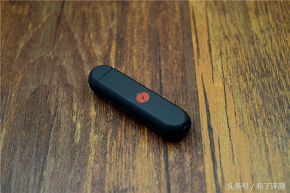 如何将有线耳机变成无线蓝牙耳机,头戴式耳机秒变蓝牙耳机