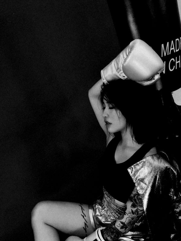 不想买瑜伽垫可以用什么代替,瑜伽垫可以代替减震垫健身嘛