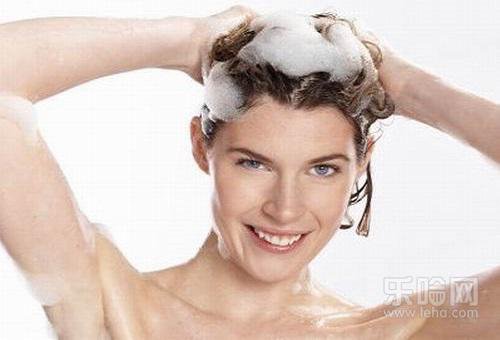 洗过头发掉头发怎么办,洗头发掉头发咋回事