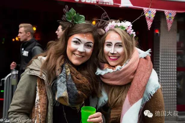 中国有剁手*党**，看看德国人怎样过双十一！