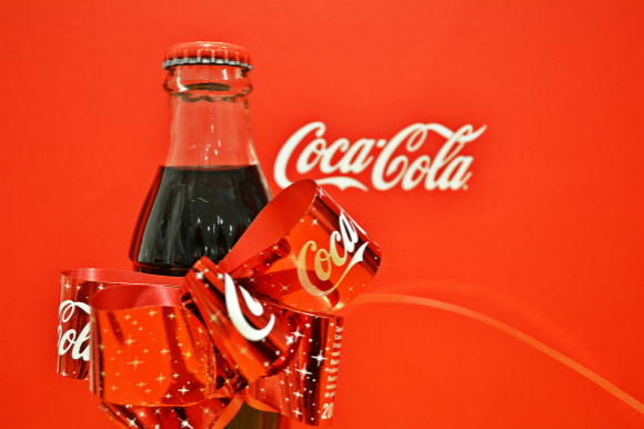 可口可乐日本产,可口可乐又出新包装太漂亮了