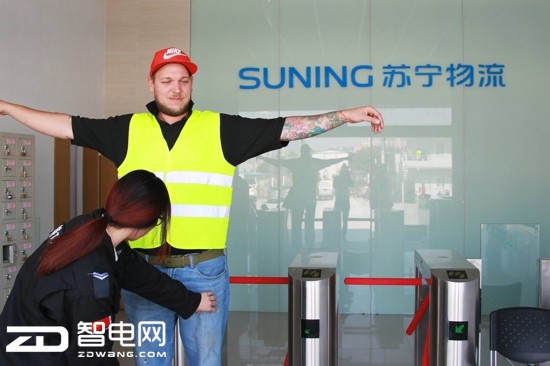 百大商户助威苏宁双十一“笑倾城”多产业全面出击放大招