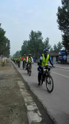 骑行抽筋怎么处理,骑行中抽筋如何拉伸