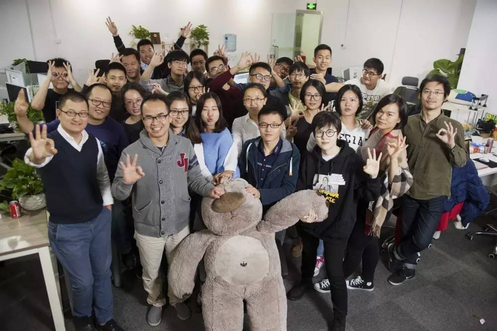 1年时间发展20万用户，一所互联网人在线大学是怎样炼成