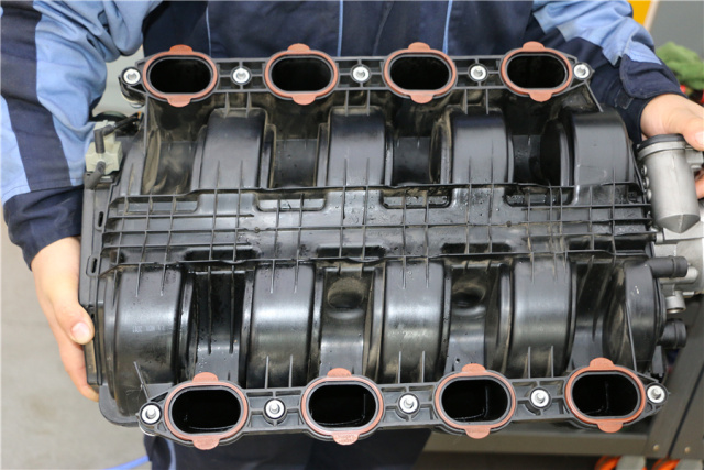 新保时捷卡宴怎么调整举升模式,保时捷卡宴如何重启中控屏