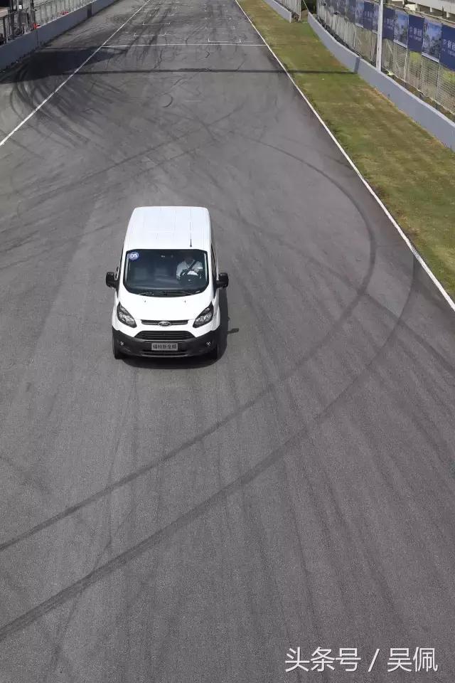 福特新全顺驾车感受,开福特全顺跑货运