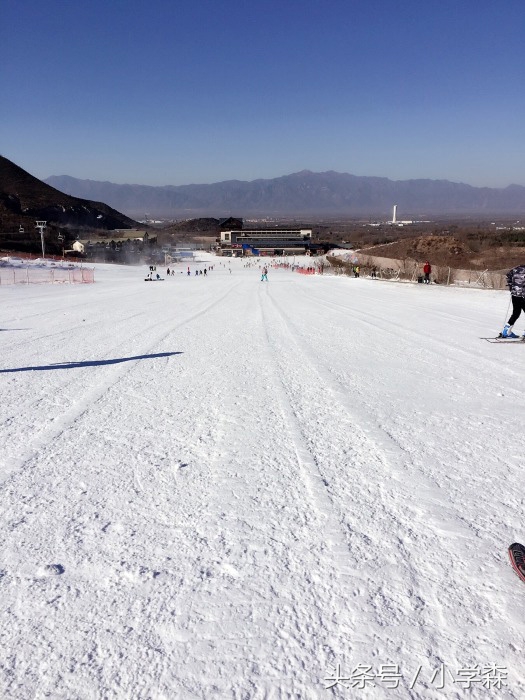 北京渔阳国际滑雪场门票多少钱,北京南山滑雪场位置在什么地方
