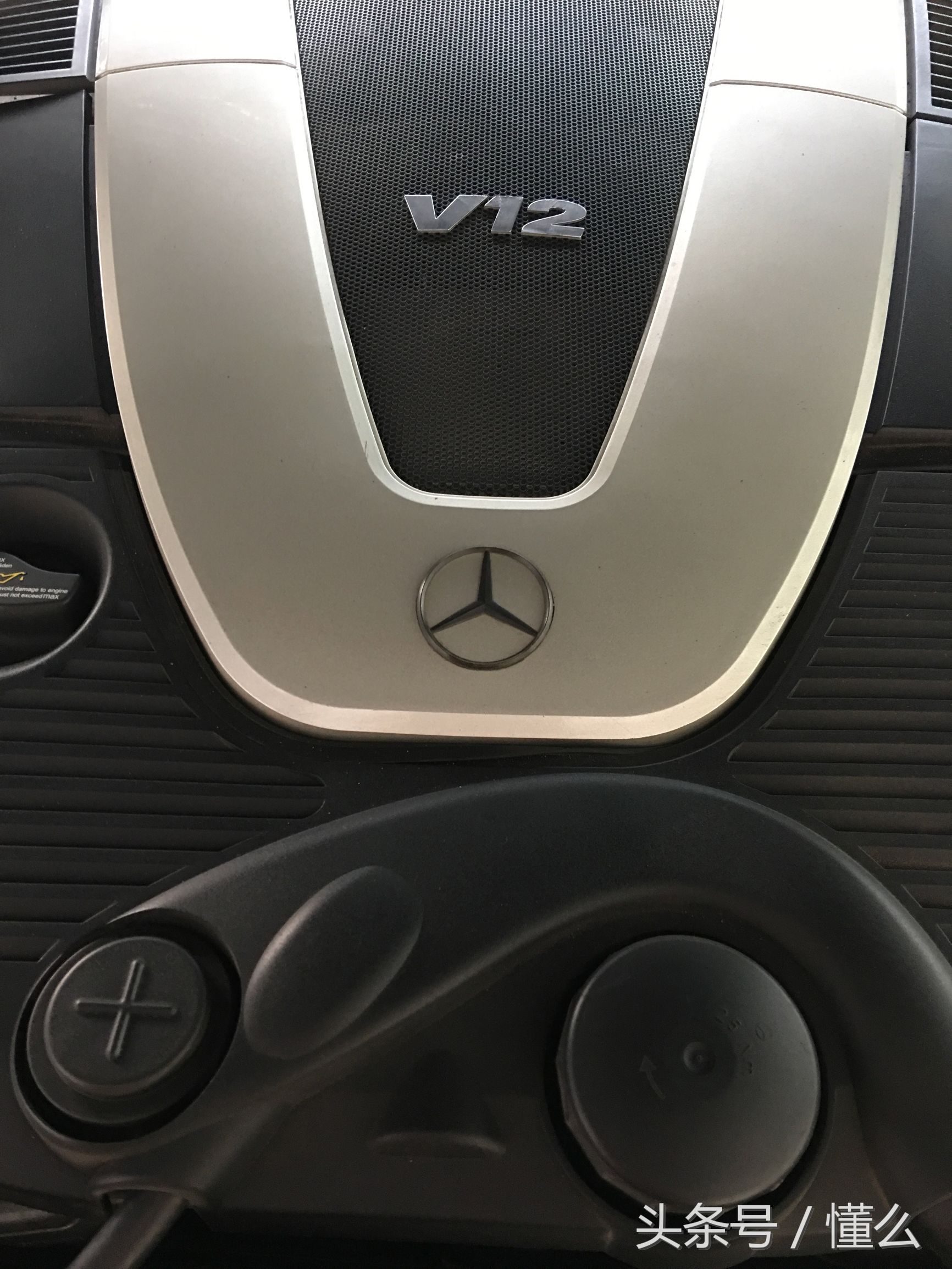 最后一代奔驰s600,奔驰s600十几年的豪车值得买吗