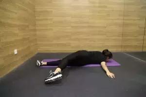 练一练,远离腰痛(腰椎锻炼手册)