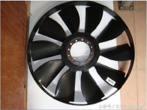 电风扇不转了怎么维修嗡嗡响,怎么修理电风扇电路