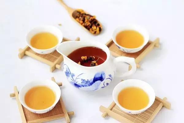 枸杞配菊花的功效什么季节用,黄芪枸杞菊花的功效作用